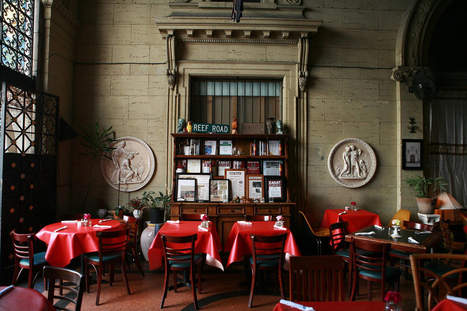 Soya e Pomodoro restaurant in Miami, United States