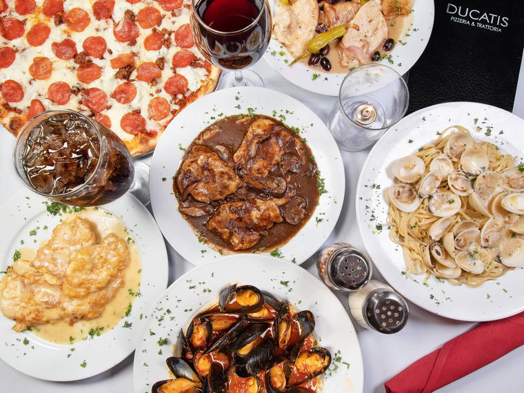 Ducatis Pizzeria & Trattoria, Myrtle Beach, United States