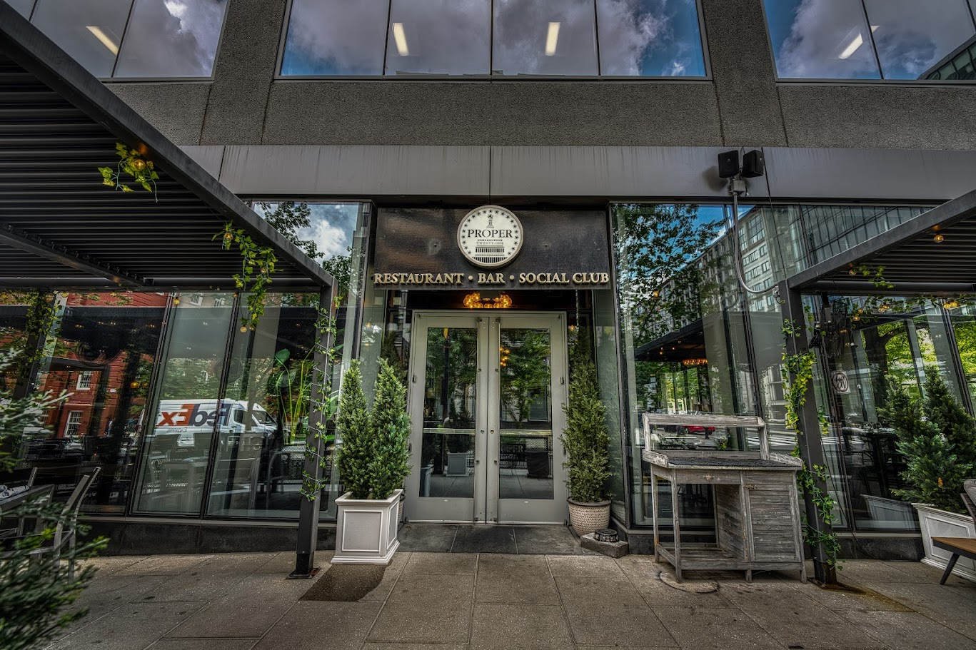 Proper 21, Restaurant in Washington DC