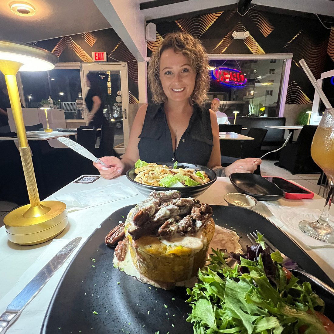 Euphoria Restaurant, Restaurant in Carolina