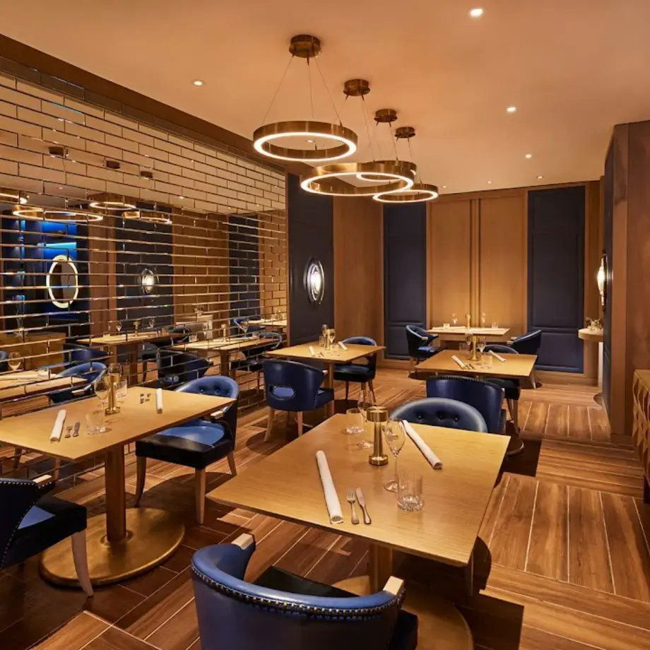Omawei, Restaurant in Miami Beach