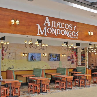 Ajiacos y Mondongos