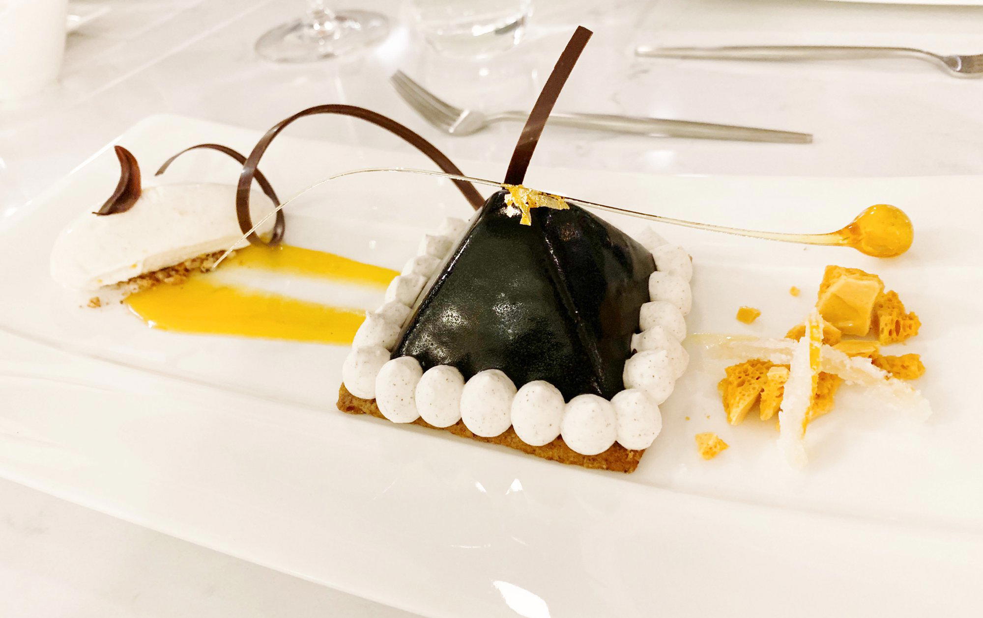 FogRose Atelier restaurant in Kirkland, United States