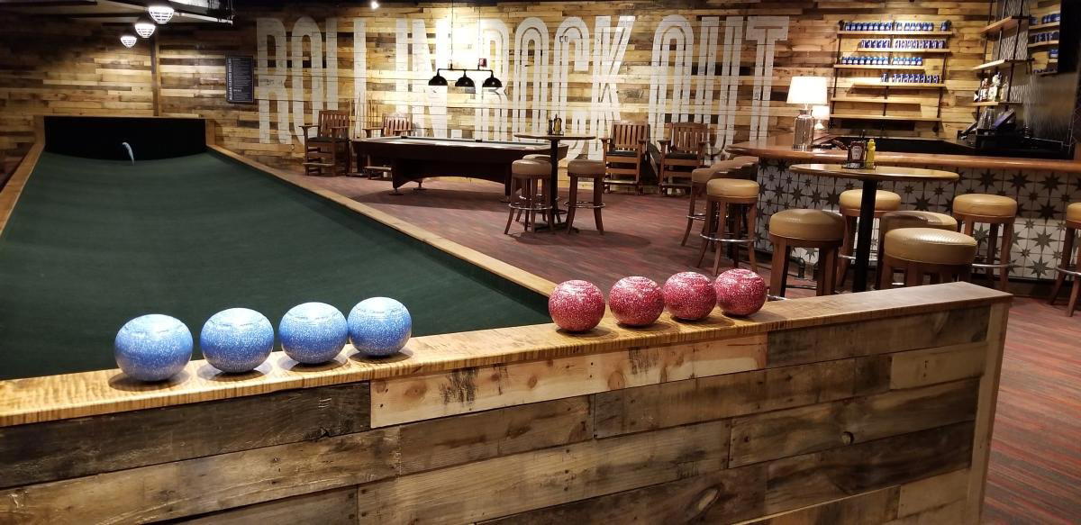 Splitsville Tiki + Social restaurant in Tampa, United States
