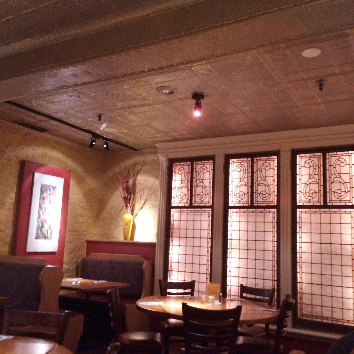 Chestnut Grill & Sidewalk Cafe restaurant in Philadelphia, United States