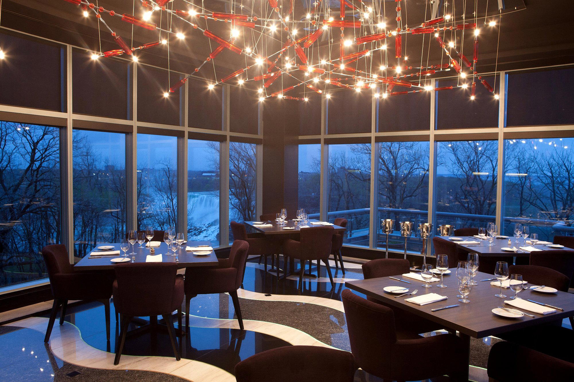 21 Club Steak and Seafood, Niagara Falls, Canada