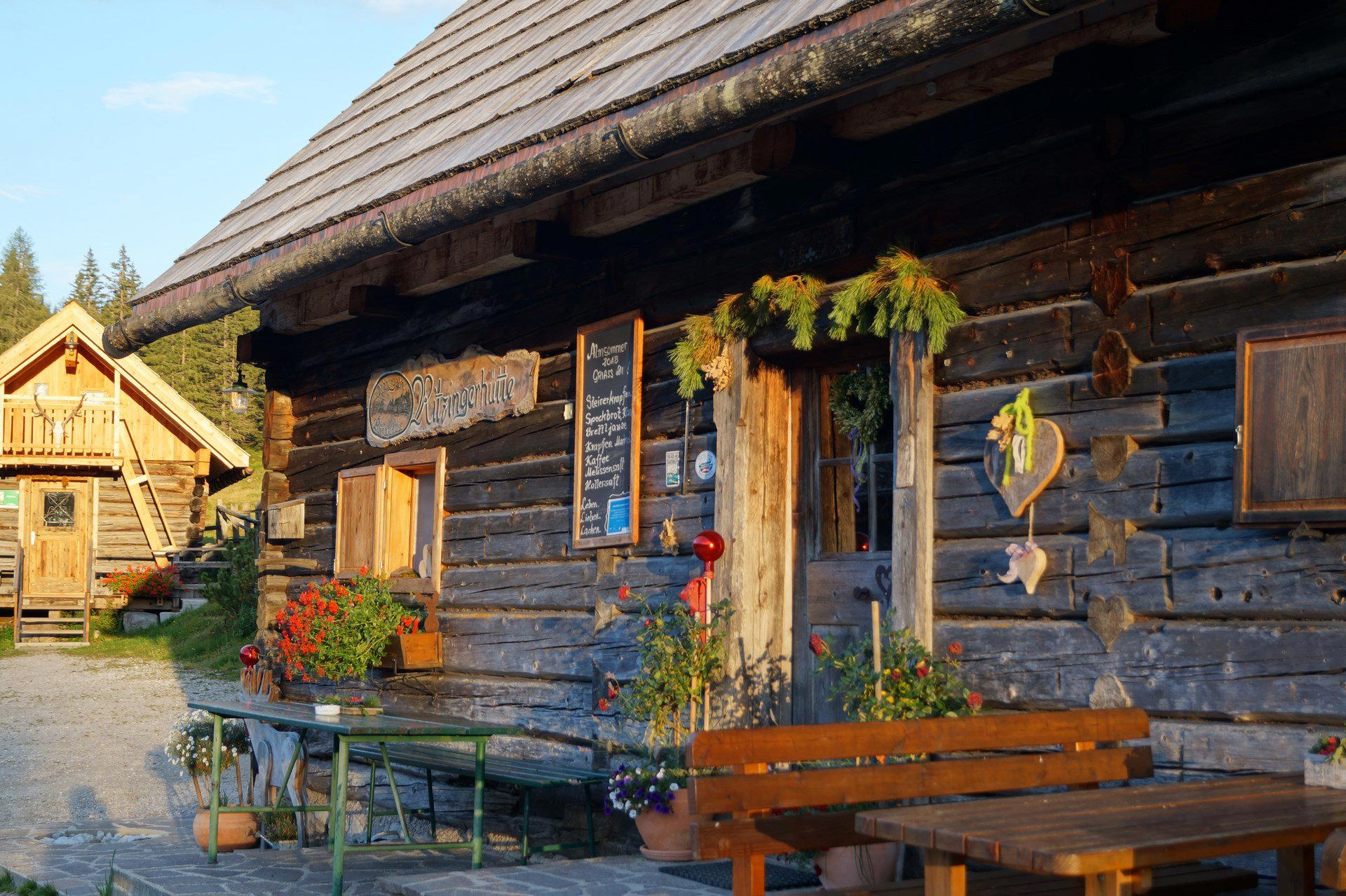 Ritzingerhütte restaurant in Grobming, Austria