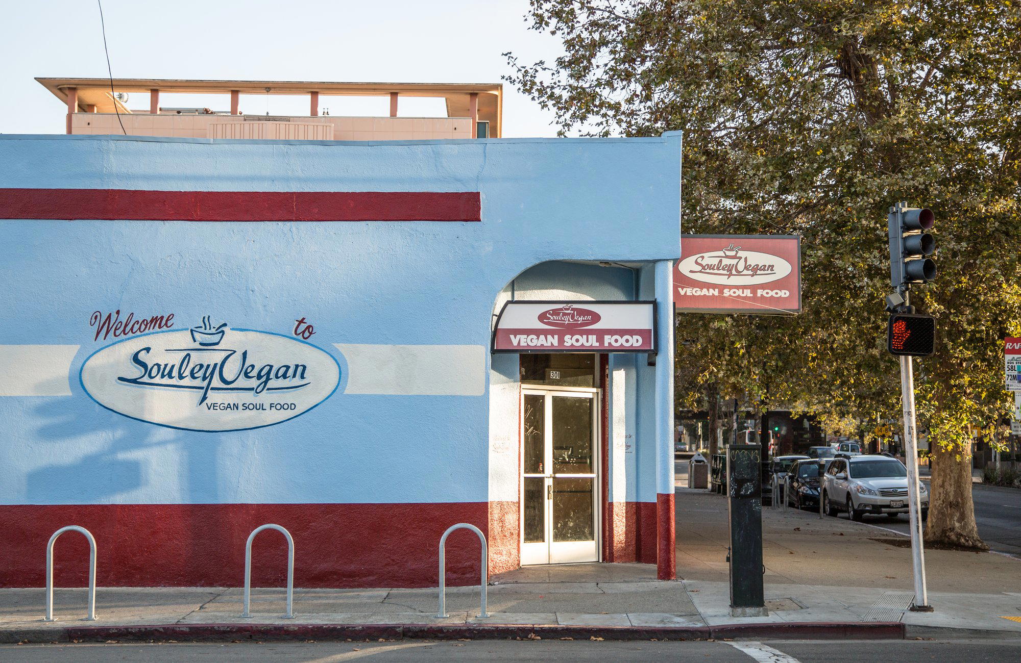 Souley Vegan restaurant in Oakland, United States