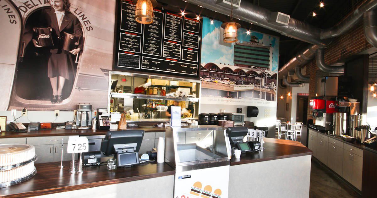 Slideways restaurant in Hapeville, United States