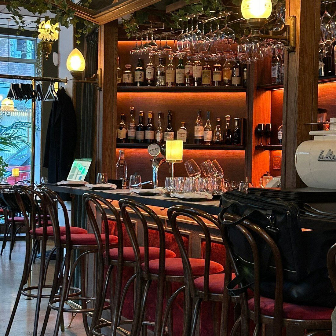 Brasserie Ouest, Restaurant in Oslo