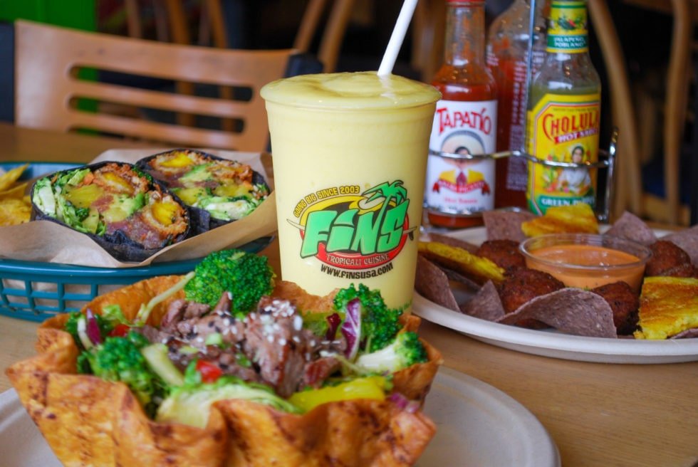 FINS - TropiCali Cuisine, Restaurant in Point Pleasant