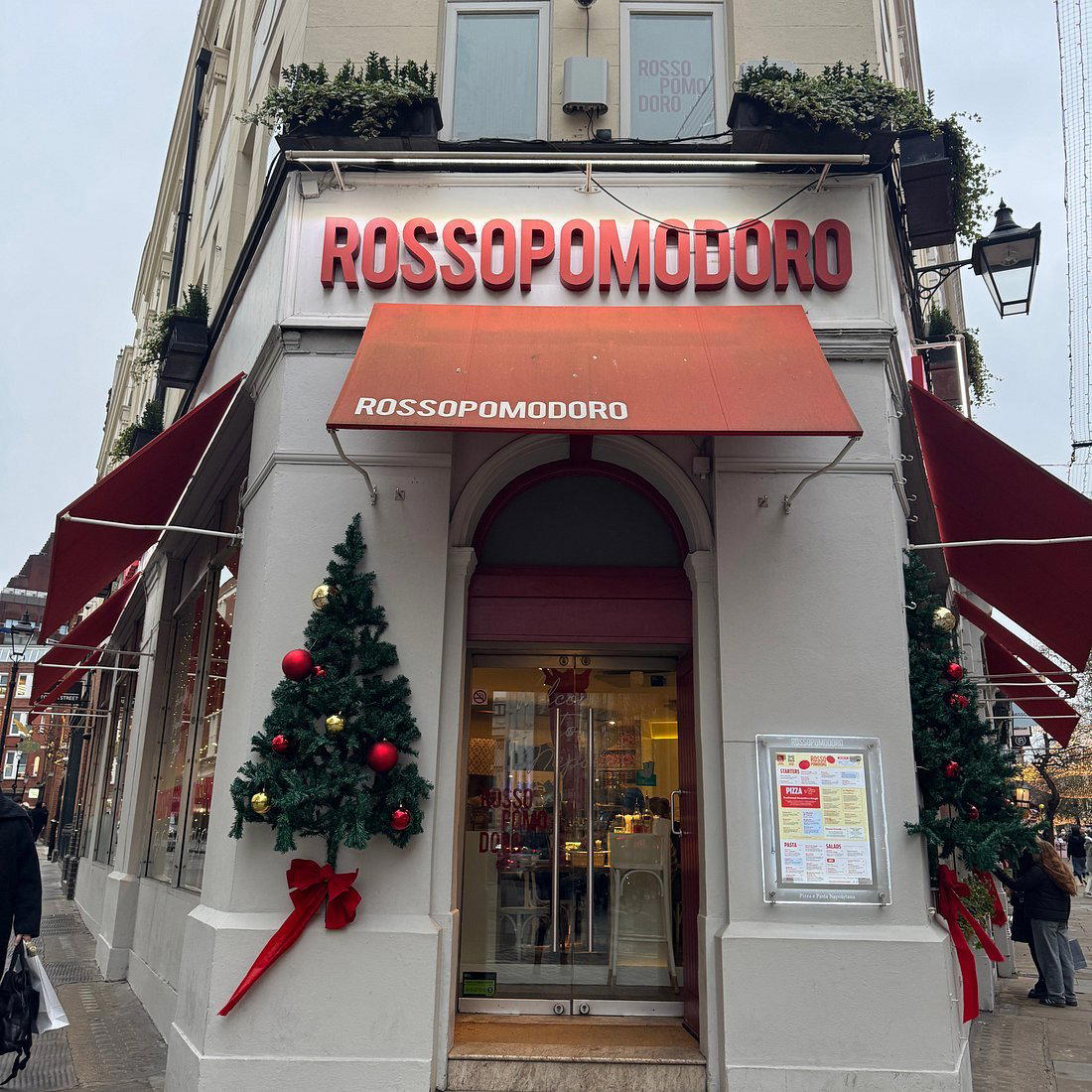 Rossopomodoro Covent Garden restaurant in London, United Kingdom