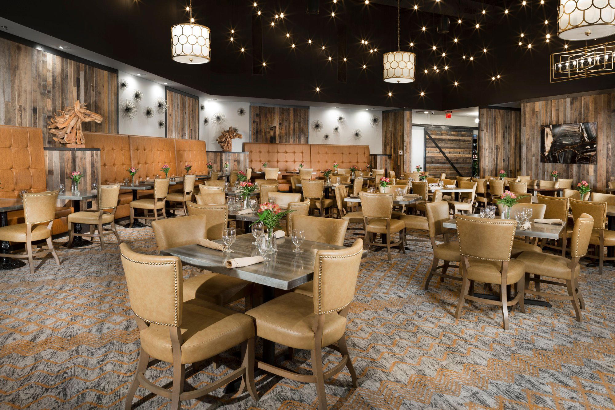 Overlook Restaurant restaurant in Asheville, United States