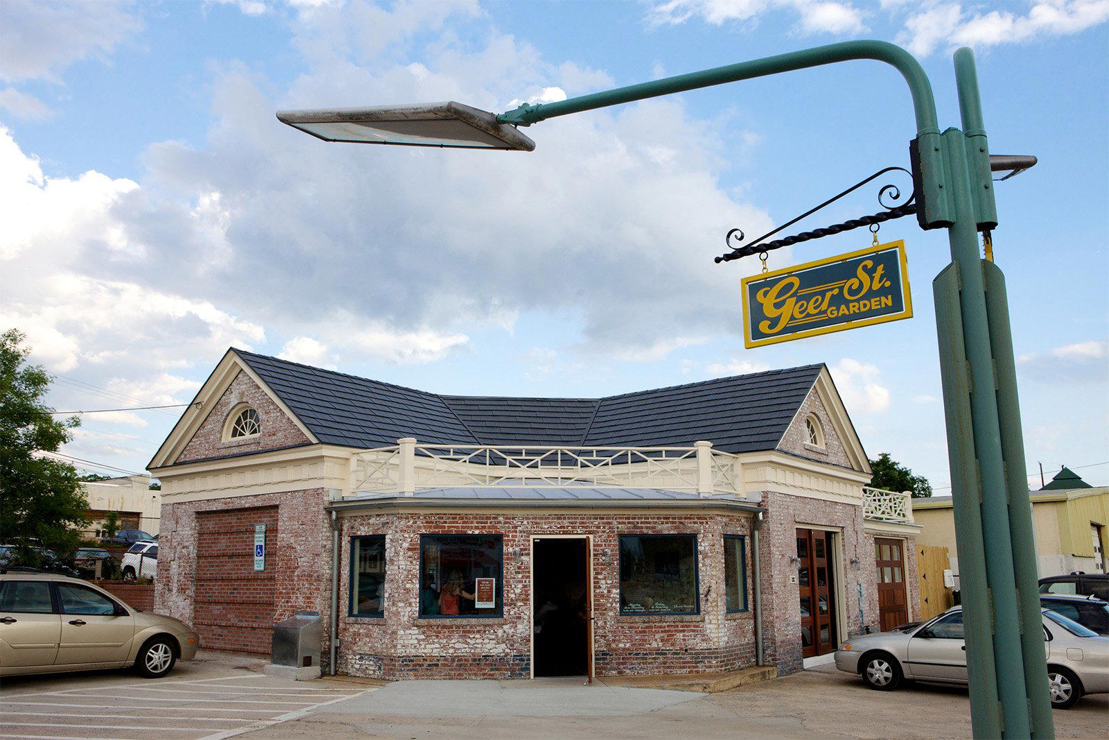 Geer Street Garden restaurant in Durham, United States