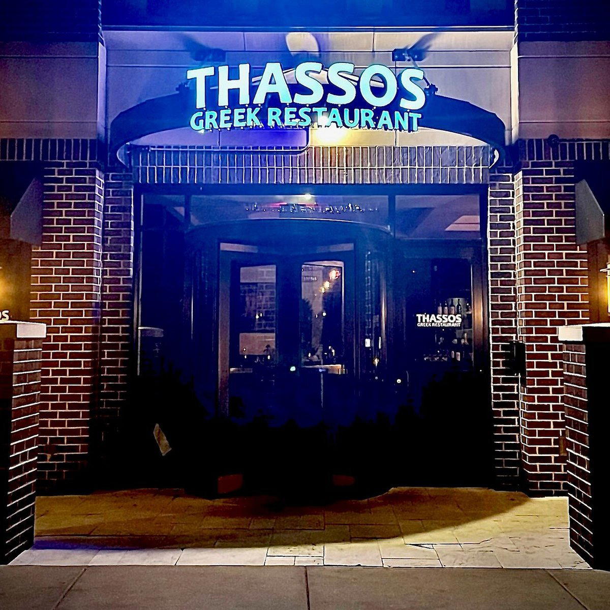THASSOS GREEK RESTAURANT restaurant in Clarendon Hills, United States