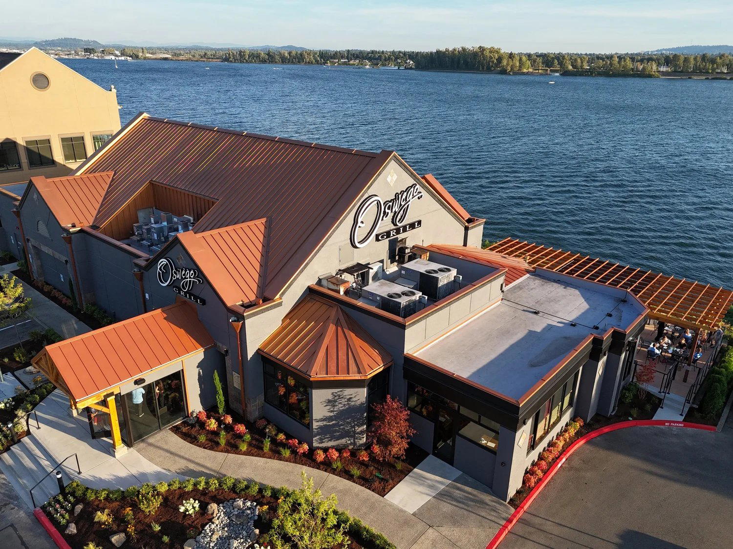 Oswego Grill at Columbia Shores, Vancouver, United States