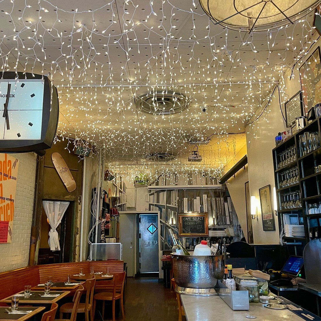 Cafe Select, Restaurant in New York City