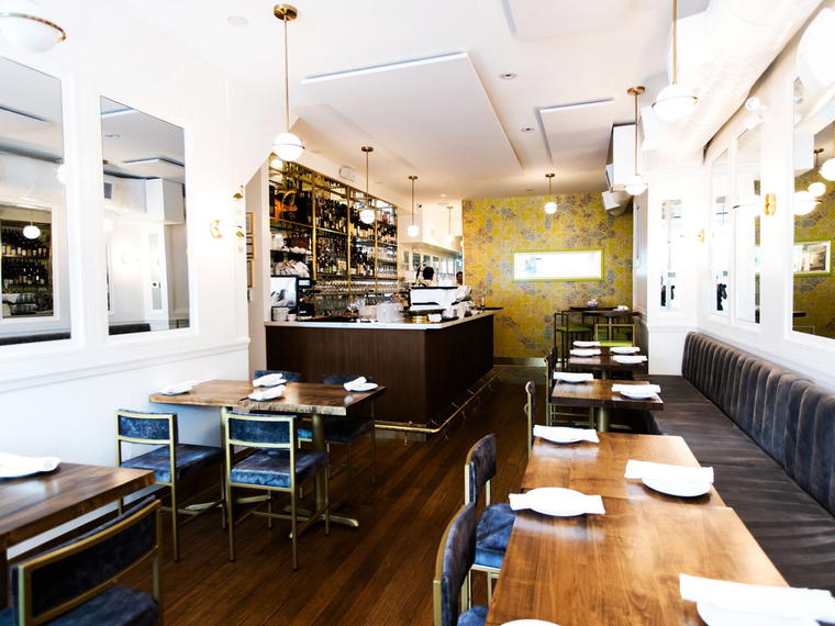 Domaine MaMo, Toronto, Canada