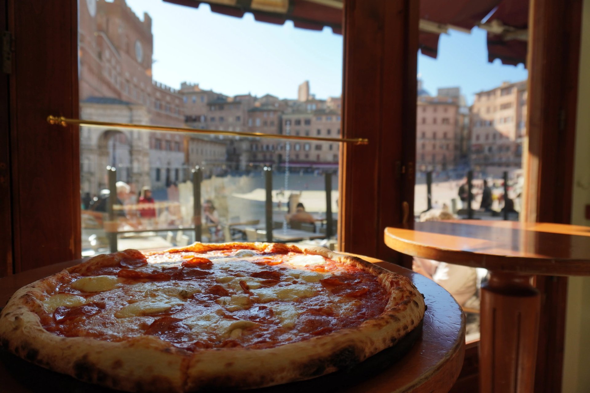 Pizzeria La Trofea, Siena, Italy