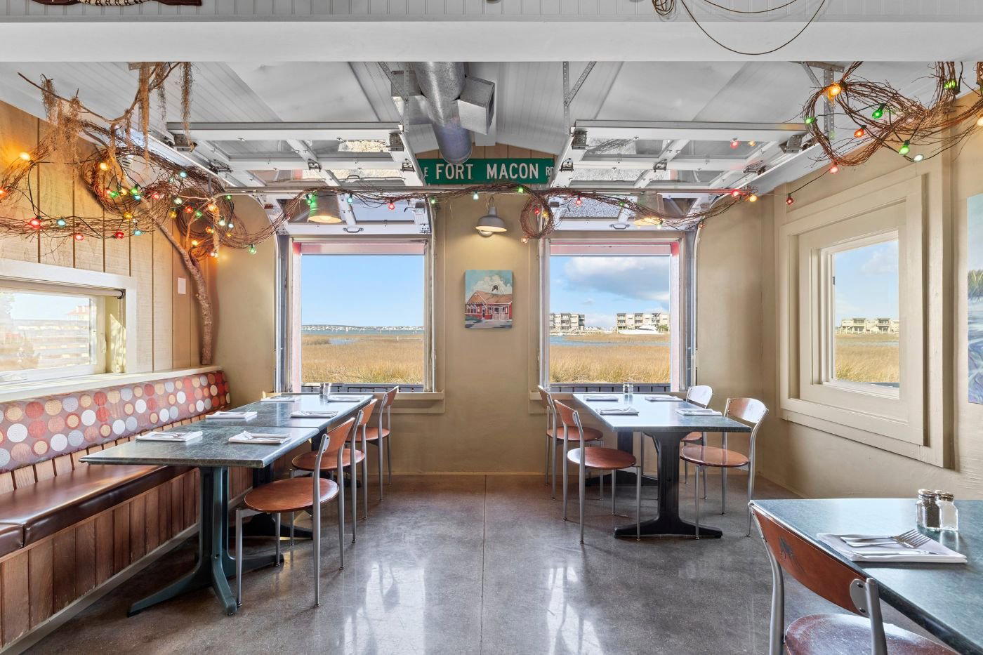 Amos Mosquito's restaurant in Atlantic Beach, United States