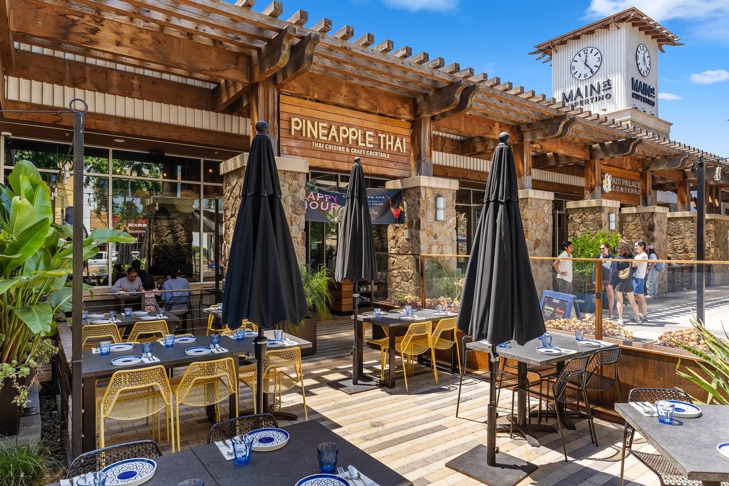 Pineapple Thai restaurant in Cupertino, United States