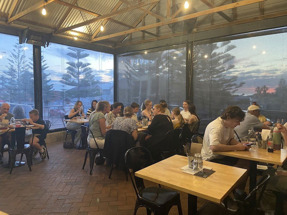 MAESTRO Sourdough Pizza, Restaurant in Perth