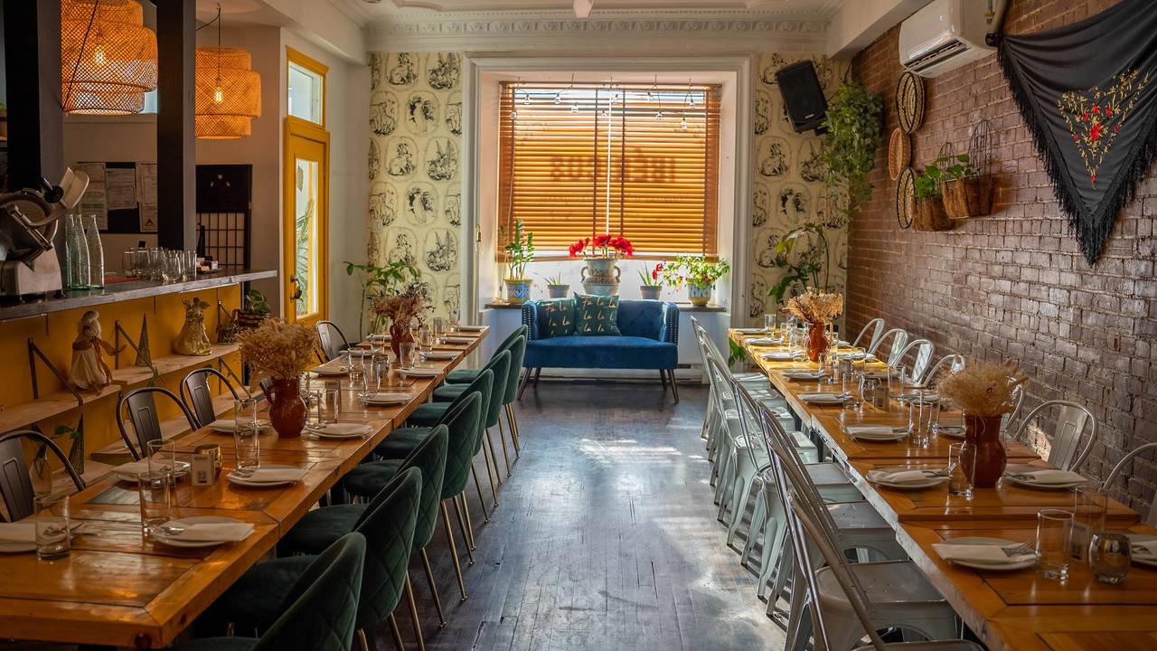 Ibéricos Taverne à Tapas Espagnoles restaurant in Montréal, Canada