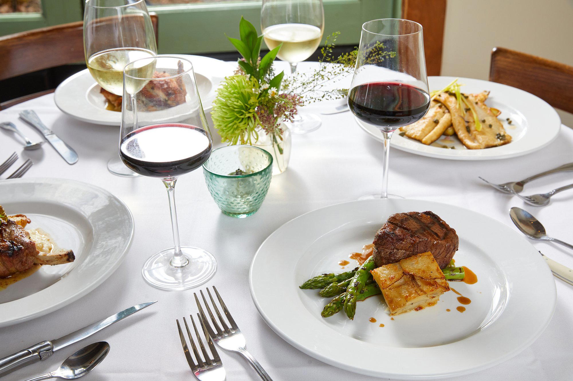 211 Clover Lane restaurant in St Matthews