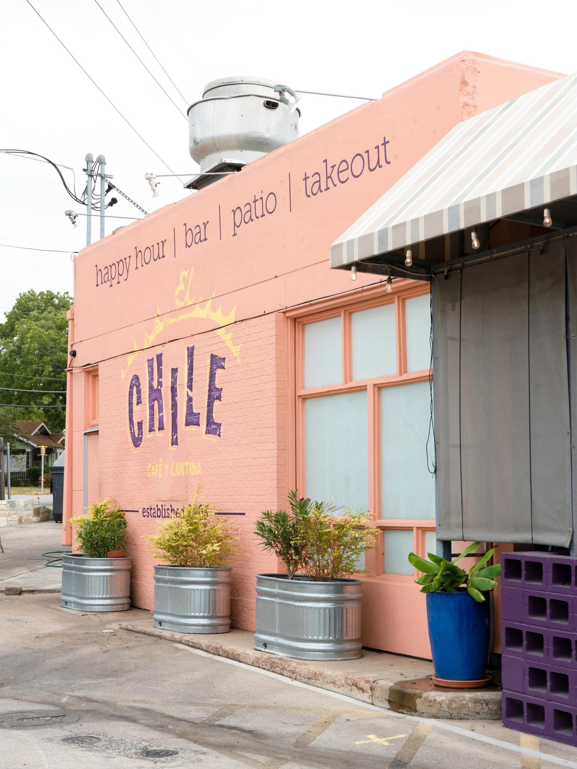 El Chile Cafe Manor restaurant in Austin, United States