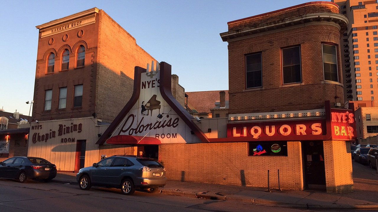 Nye's Polonaise Room, Restaurant in Minneapolis