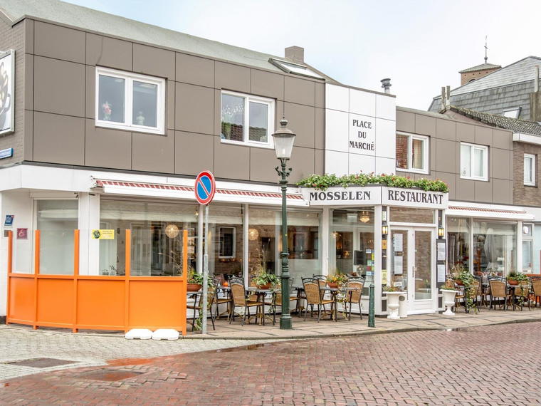 Place du Marché, Philippine, Netherlands