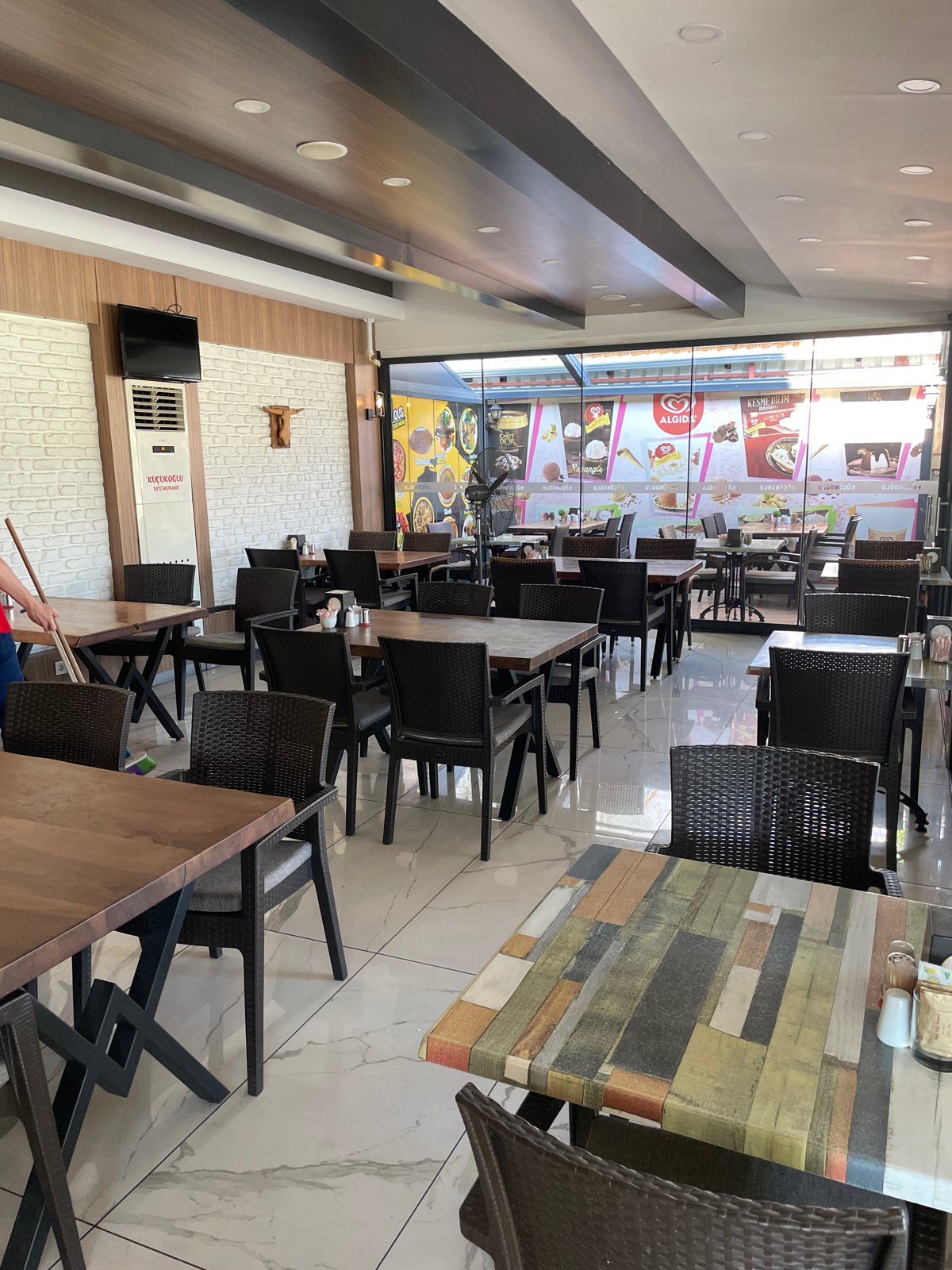 Küçükoğlu Restaurant side