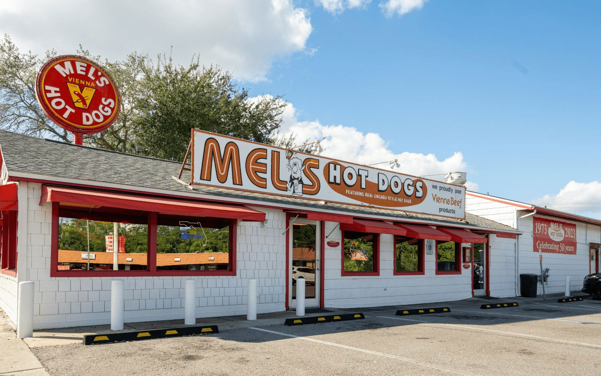 Mel's Hot Dogs, Restaurant in Tampa