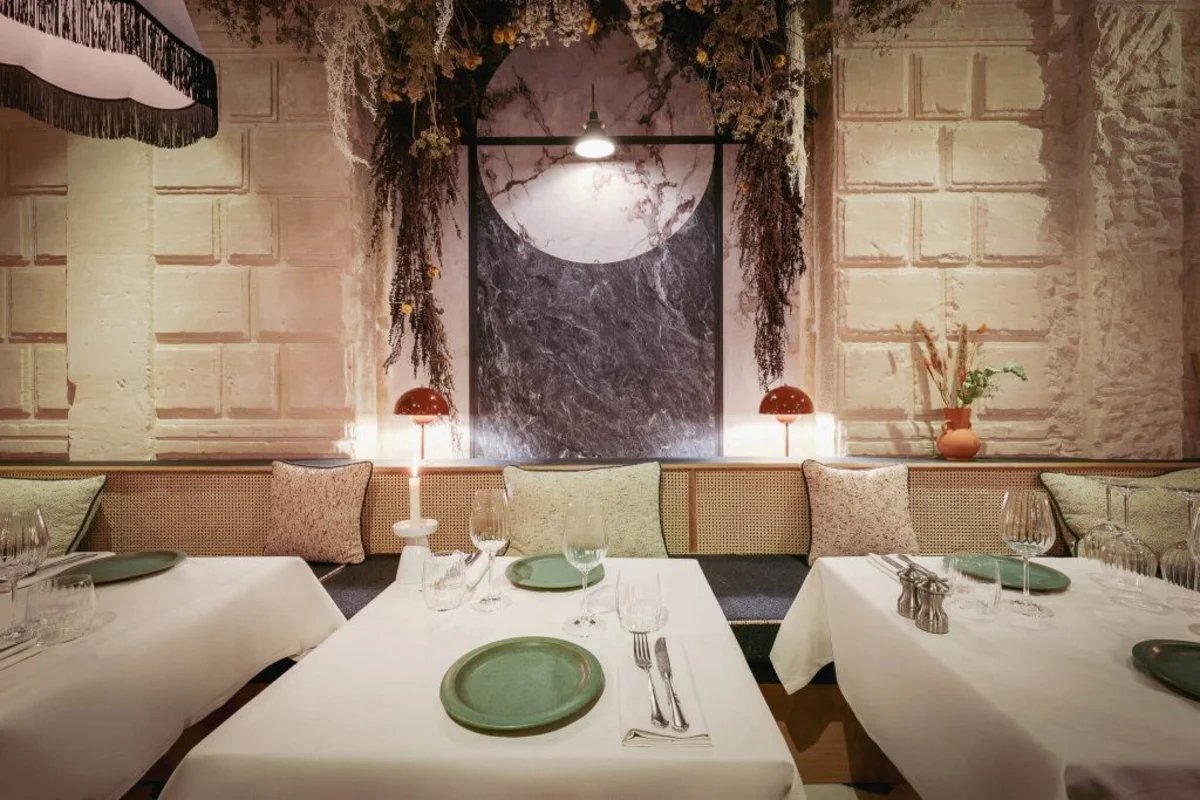 Mamamia, Paris, France