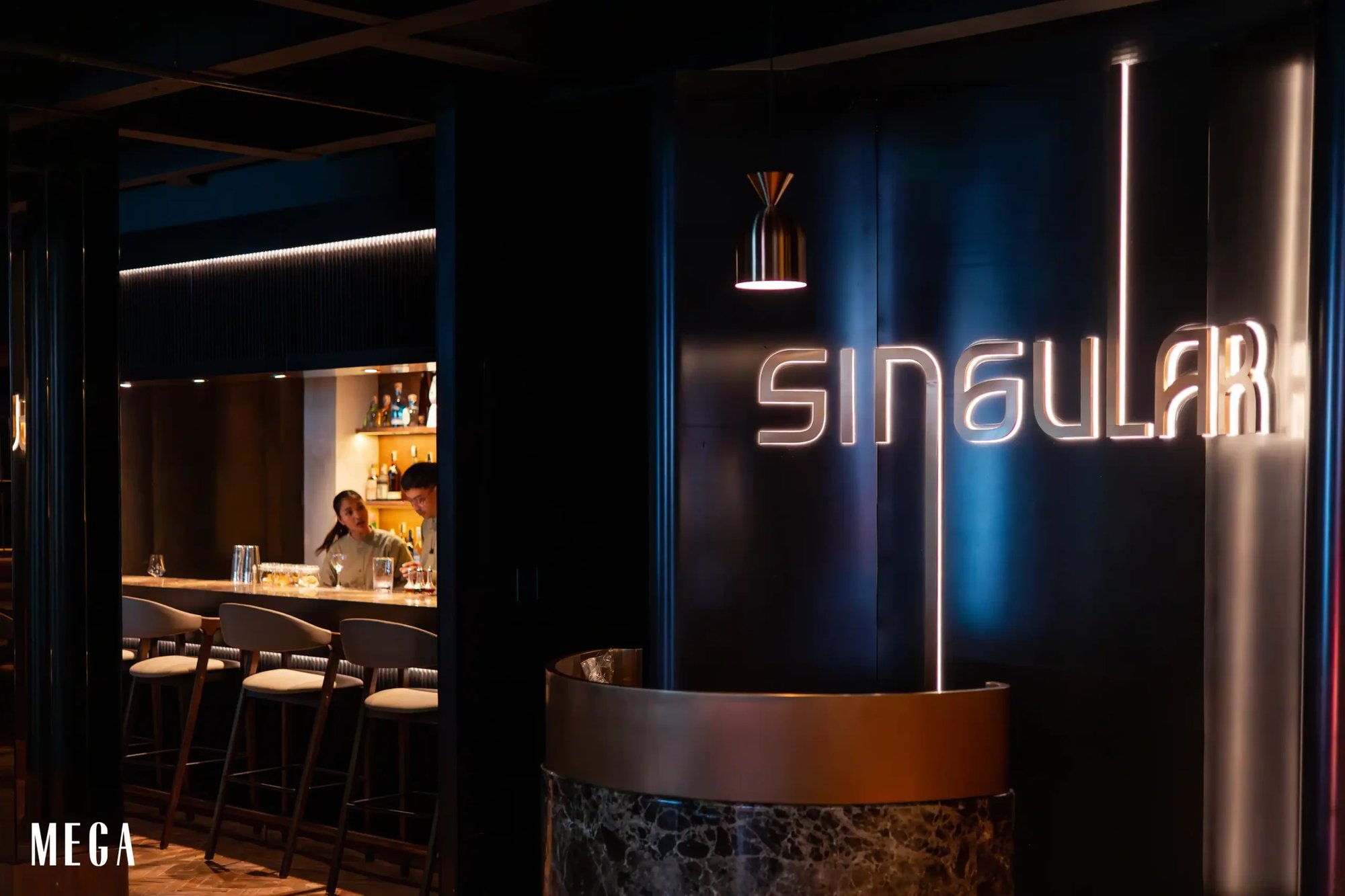 Singular, Restaurant in Manila