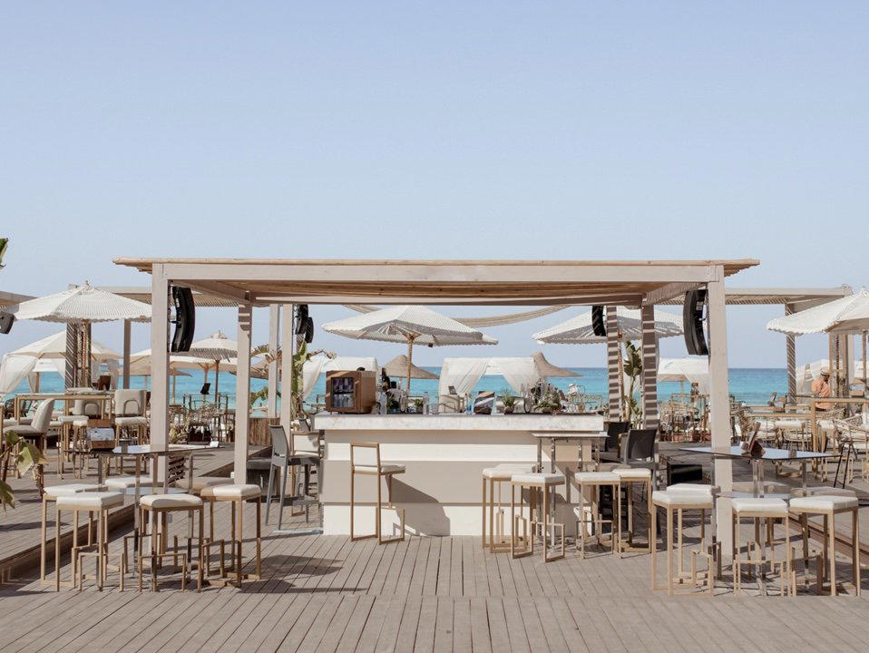 Links restaurant in North Coast