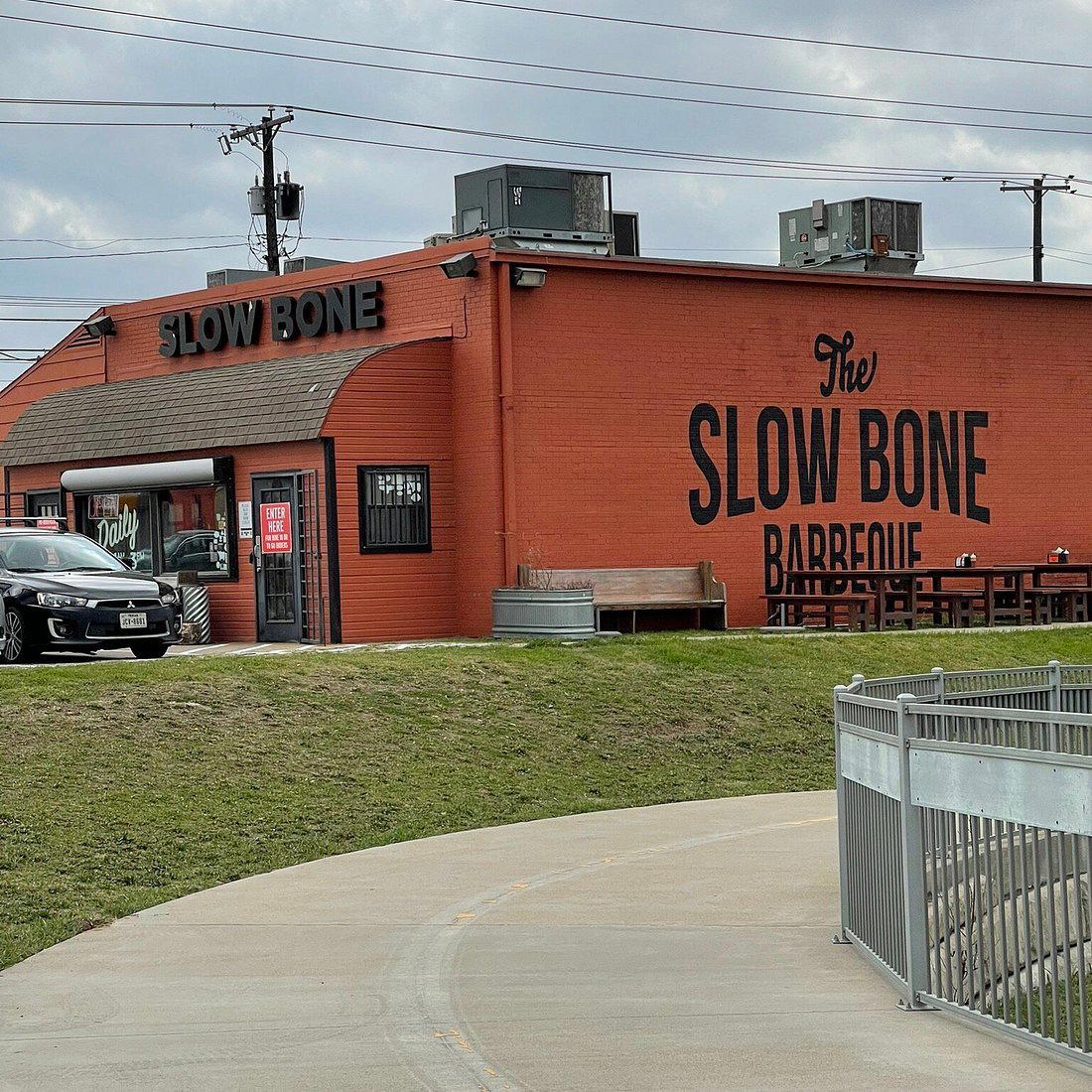 Slow Bone BBQ restaurant in Dallas, United States