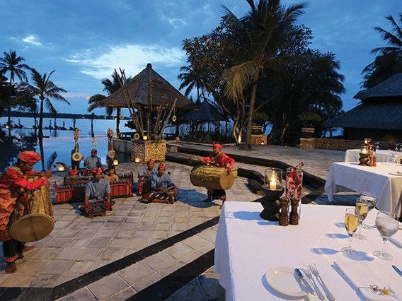 The Amphitheatre, Restaurant in Bali