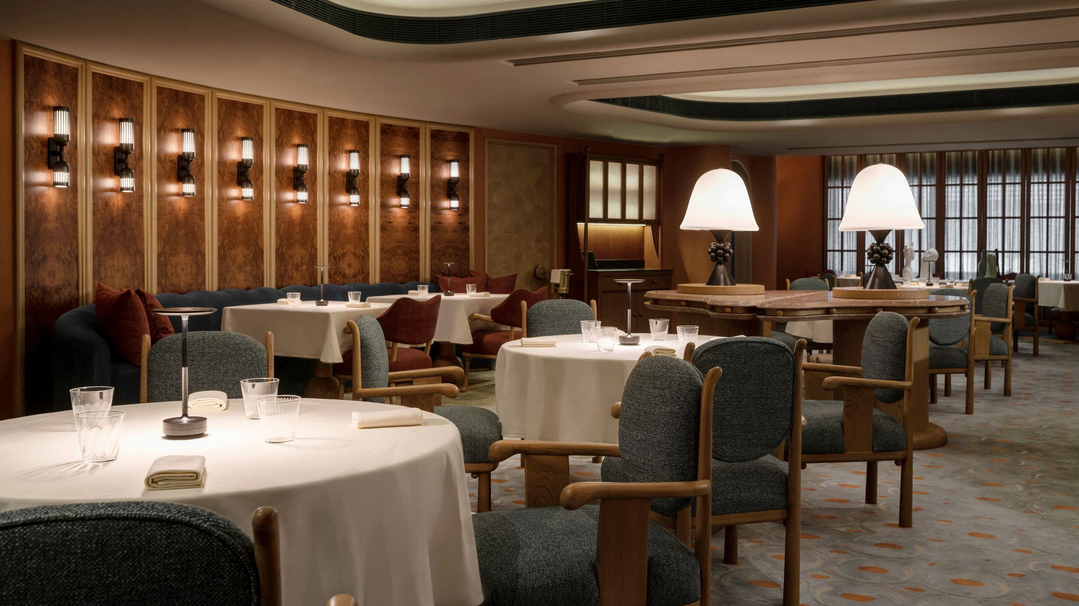 Estro, Restaurant in Hong Kong