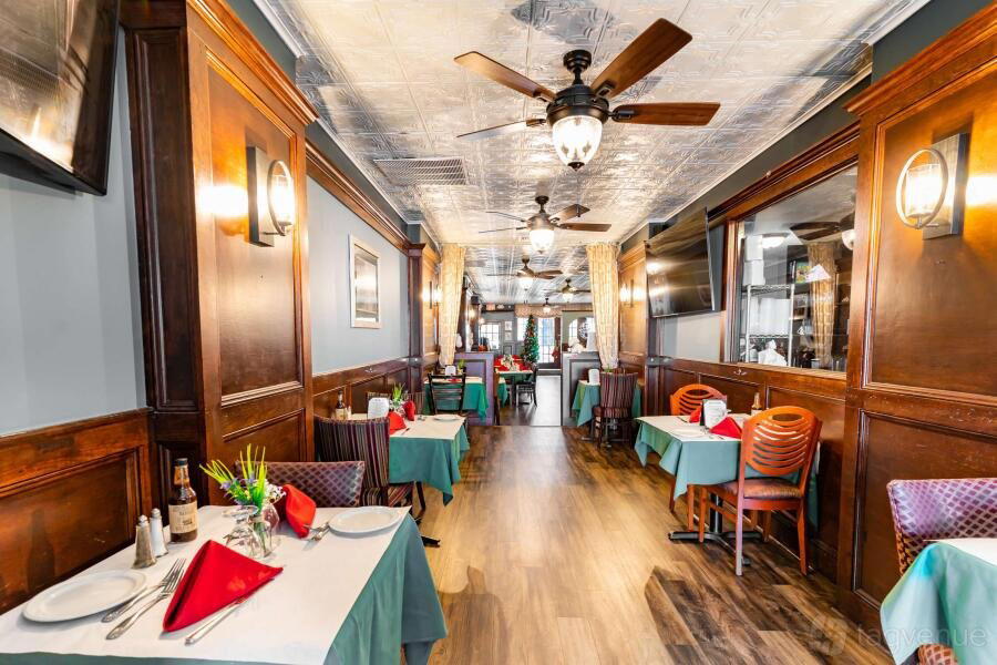 Austin's Ale House restaurant in New York City, United States