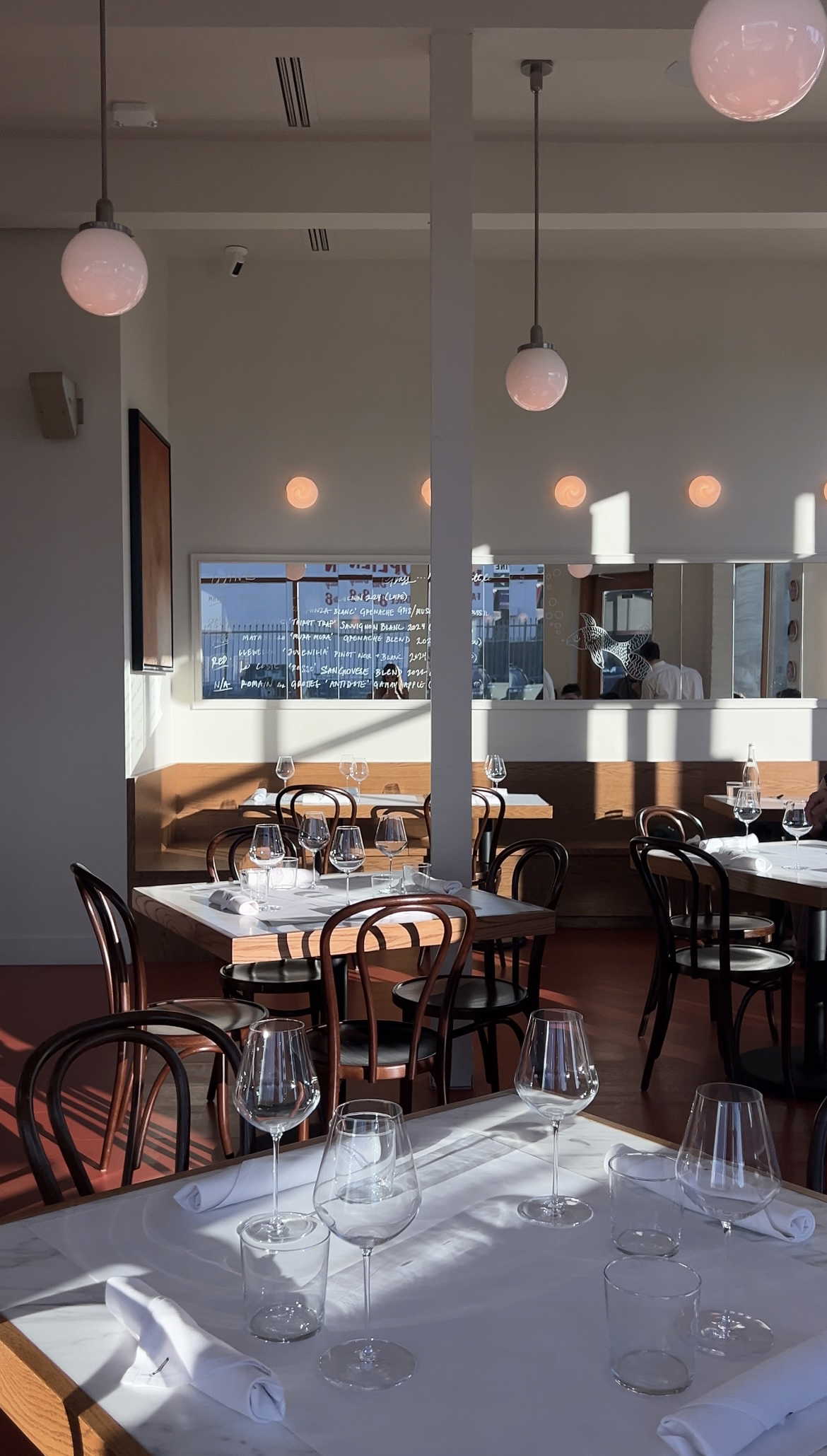 Little Fish Melrose Hill, Restaurant in Los Angeles