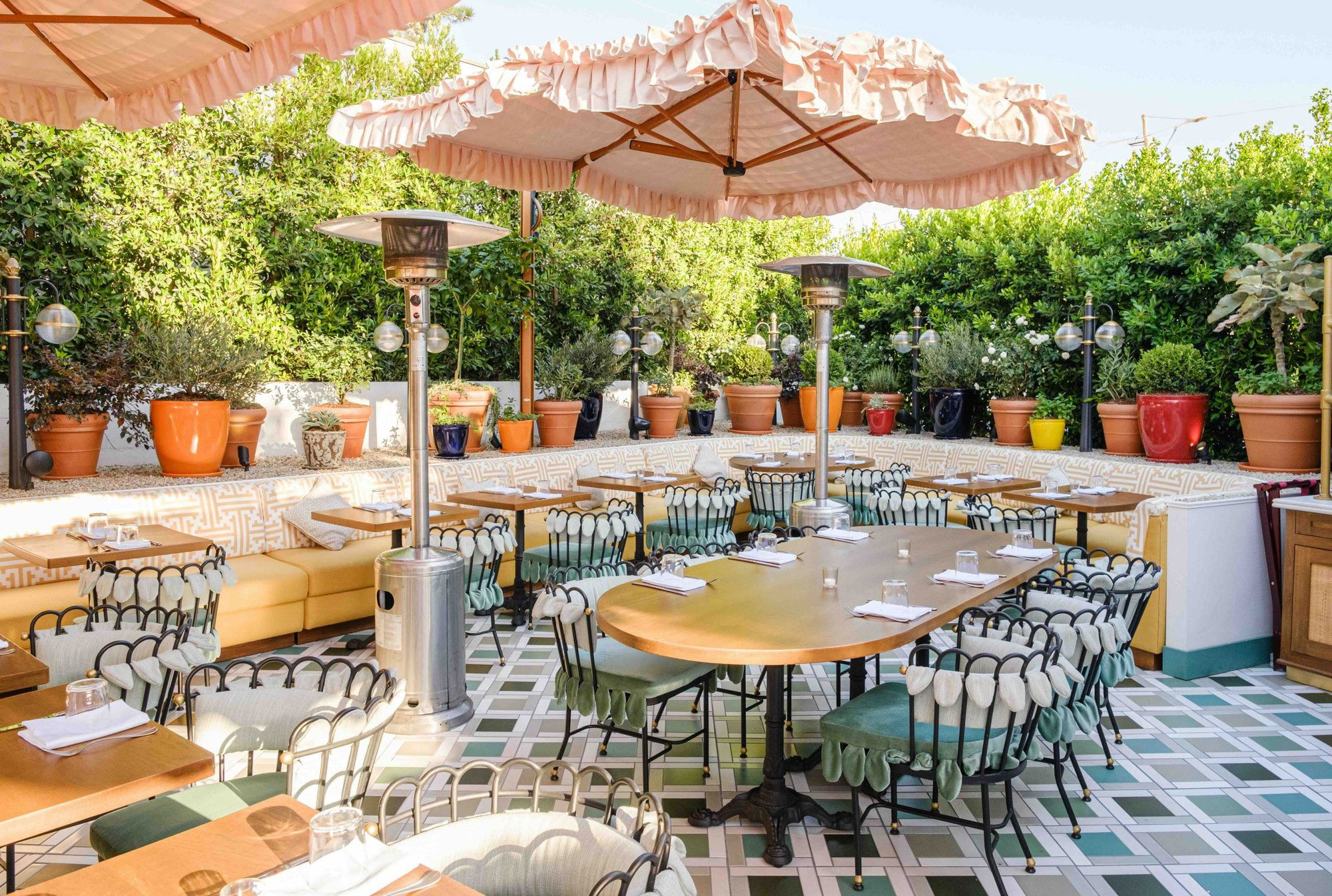 Chez Mia, Restaurant in West Hollywood