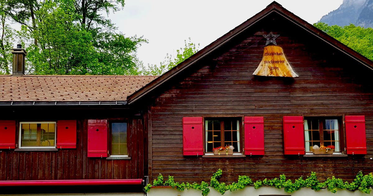 Waldwirtschaft Uschenriet restaurant in Ennenda, Switzerland