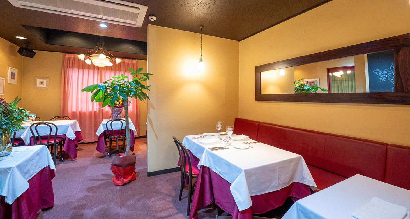 ル・トリスケル restaurant in Hiroshima, Japan