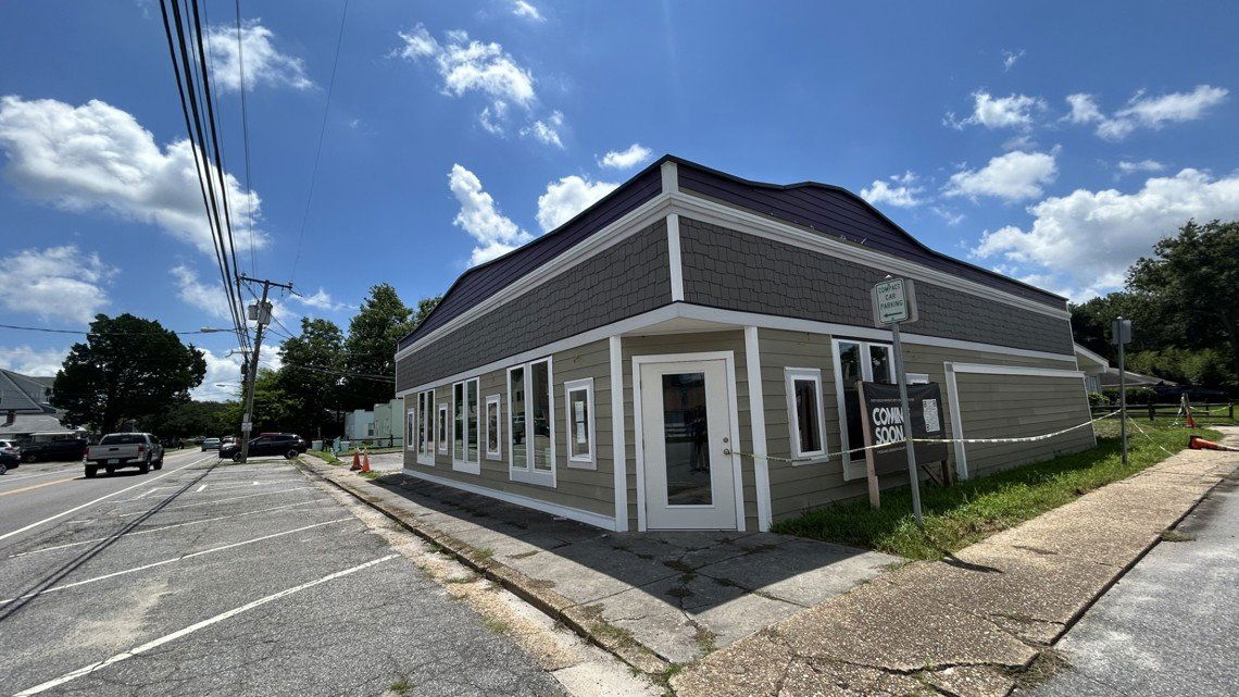Chic's Laundry, Restaurant in Virginia Beach