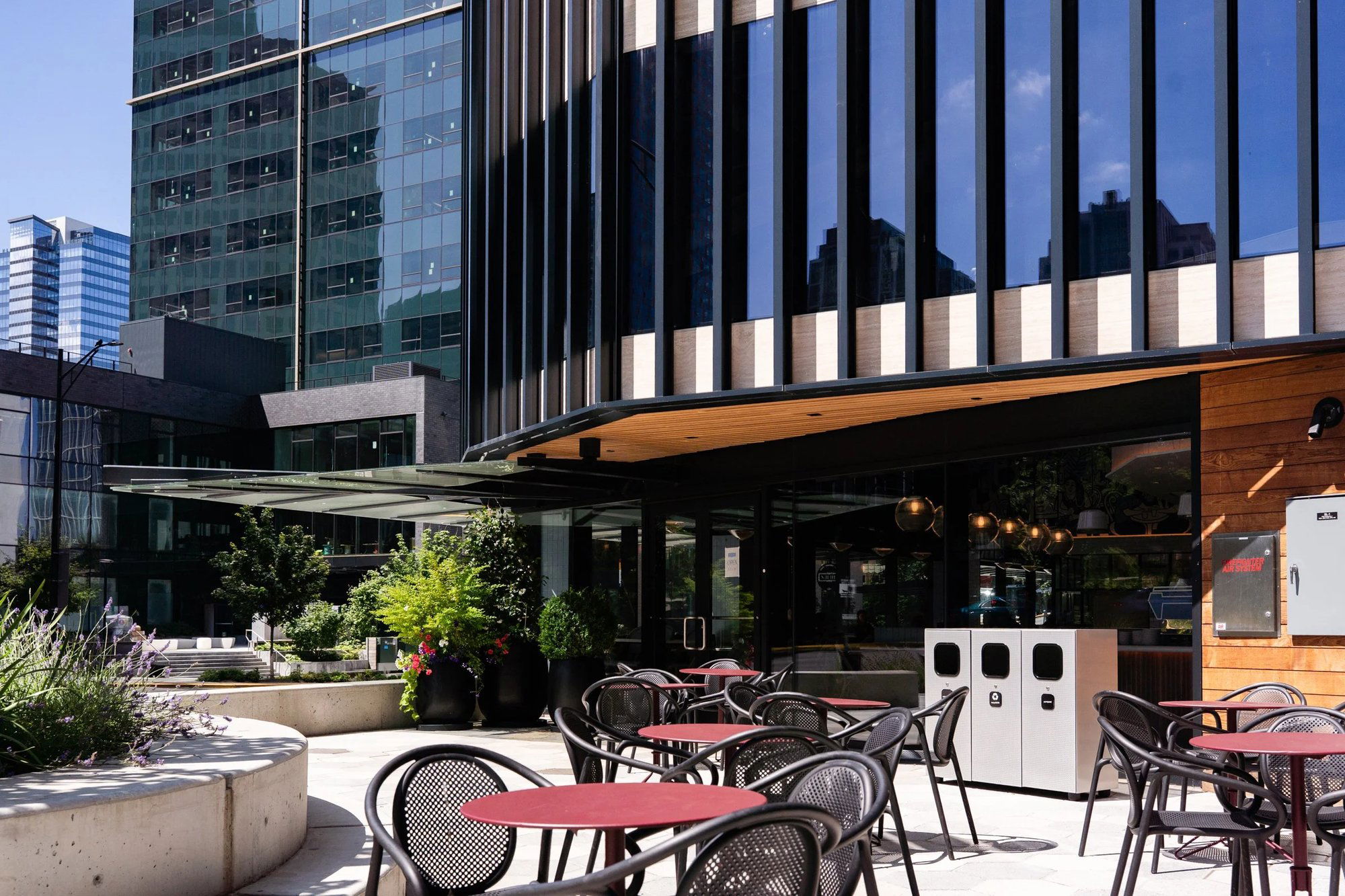 Sabine Café, Restaurant in Bellevue