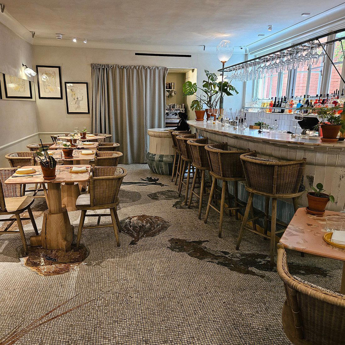 123V Browns restaurant in London, United Kingdom