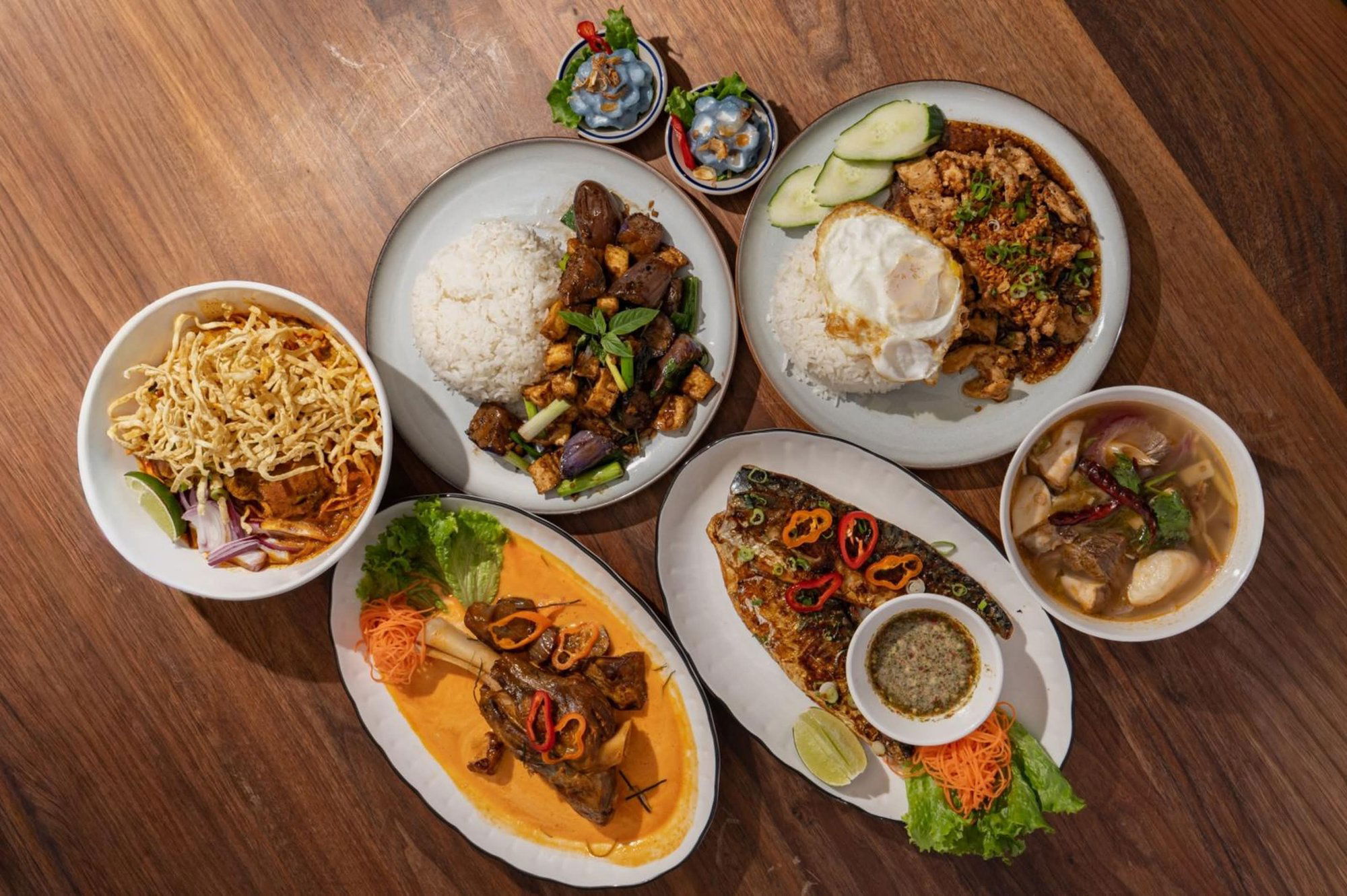 DEK SEN CUISINE THAÏLANDAISE, Restaurant in Montréal