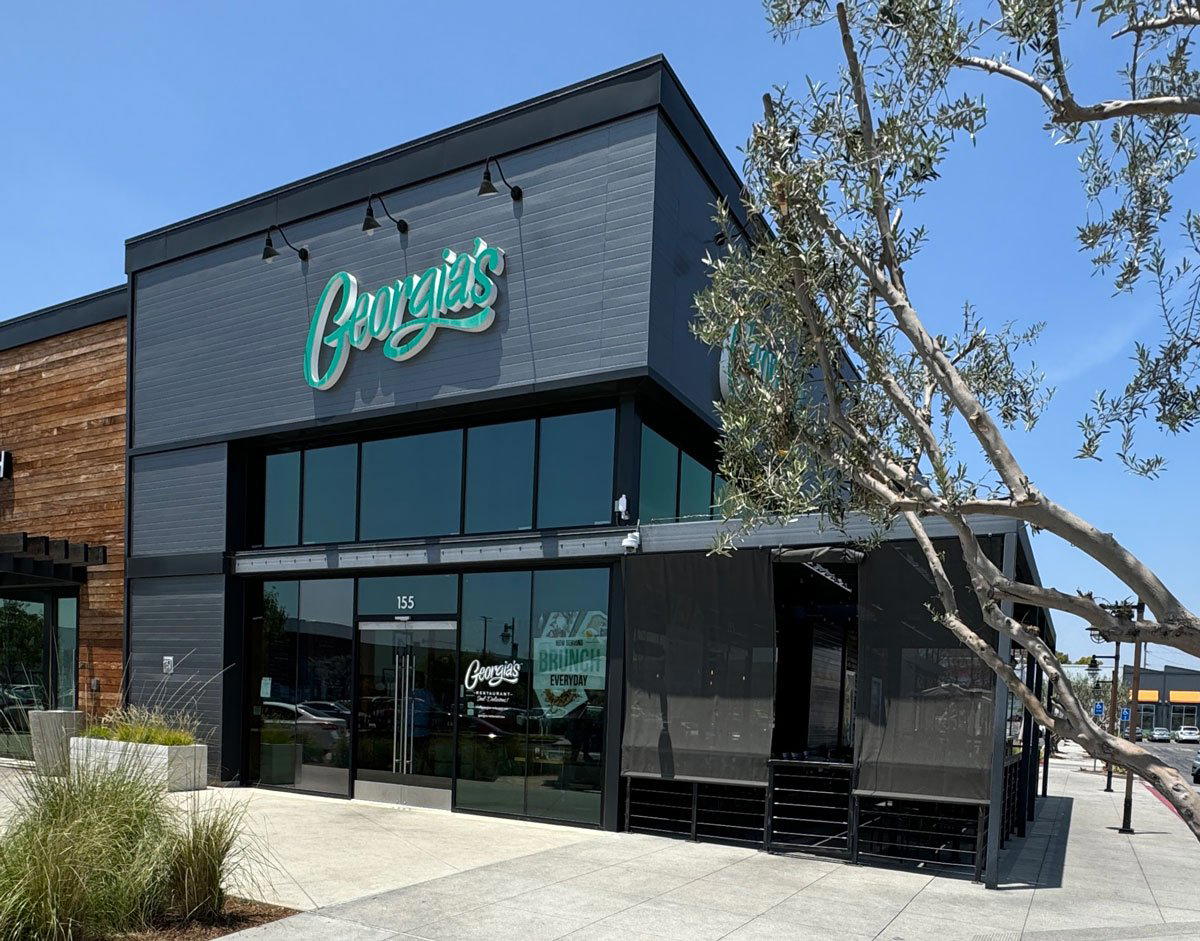 Georgia's Restaurant restaurant in Long Beach, United States