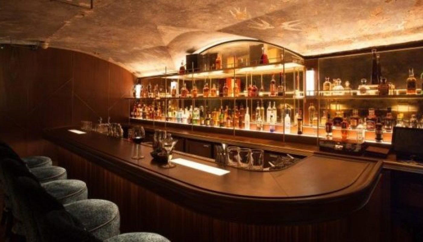 9 Below restaurant in Dublin, Ireland